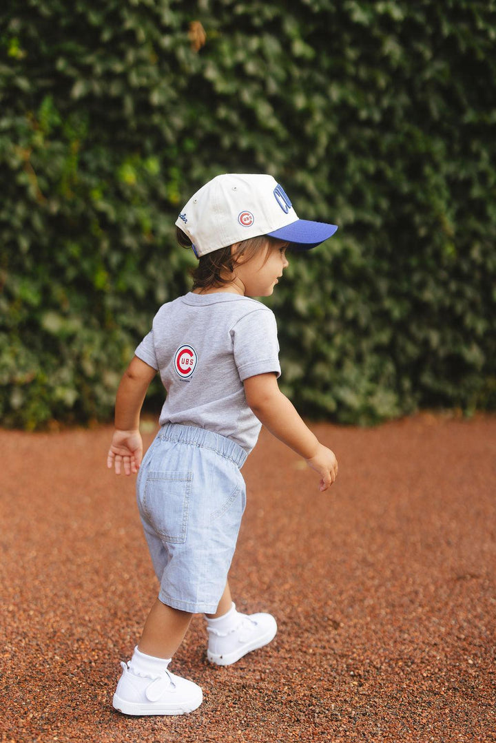 Chicago Cubs X Mini Wonder Game Day Friends Onesie Kids Baby Onesie Alice & Wonder